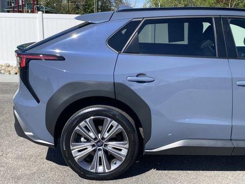 Harbor Mist Gray Pearl 2023 Subaru Solterra Limited