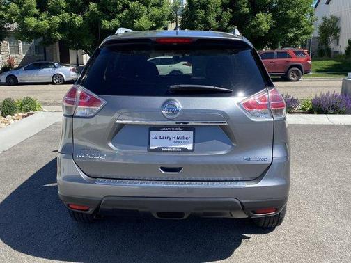 Gun Metallic 2015 Nissan Rogue SL