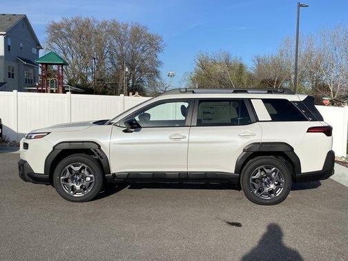 Crystal White Pearl 2026 Subaru Outback Premium