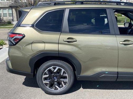 Autumn Green Metallic 2026 Subaru Forester Premium