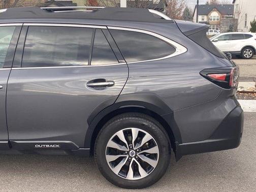 2023 Subaru Outback Touring XT