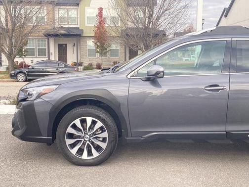 2023 Subaru Outback Touring XT