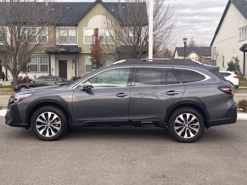 2023 Subaru Outback Touring XT