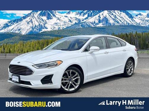 White Platinum Tri-Coat Metallic 2019 Ford Fusion SEL