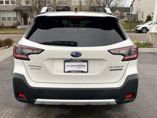 2023 Subaru Outback Touring XT