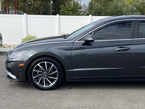 2023 Hyundai SONATA Limited