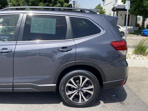 Magnetite Gray Metallic 2023 Subaru Forester Limited