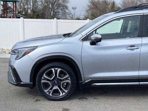 2023 Subaru Ascent Limited 8-Passenger