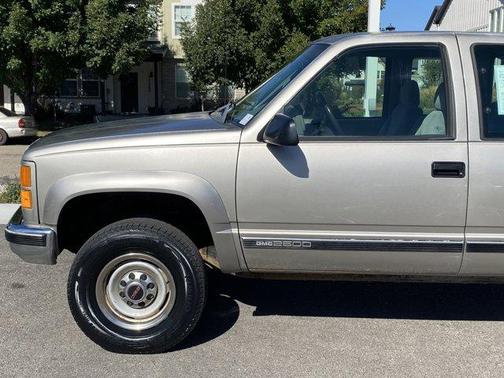 1998 GMC Sierra 2500 SLE