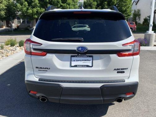 Crystal White Pearl 2025 Subaru Ascent Onyx Edition Touring