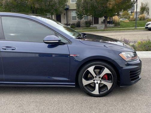 2016 Volkswagen Golf GTI SE