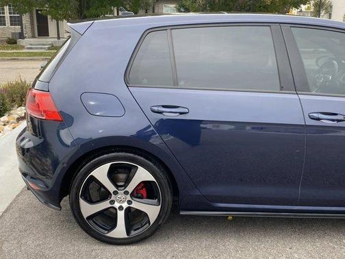 2016 Volkswagen Golf GTI SE