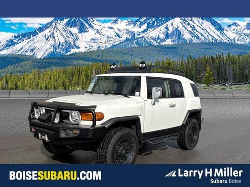 Iceberg 2012 Toyota FJ Cruiser Base