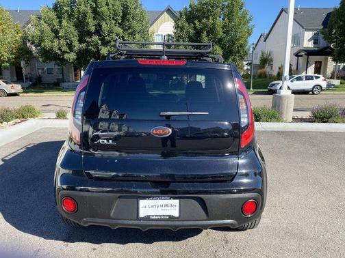 2017 Kia Soul Base