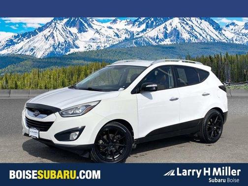 Winter White 2015 Hyundai TUCSON Limited