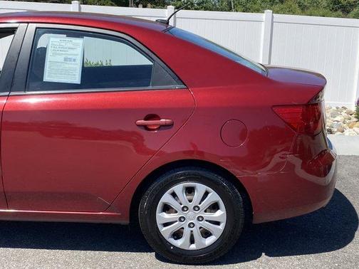 Spicy Red Metallic 2010 Kia Forte EX