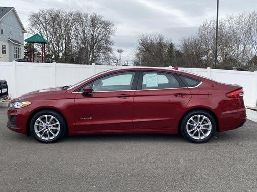 2019 Ford Fusion Hybrid SE