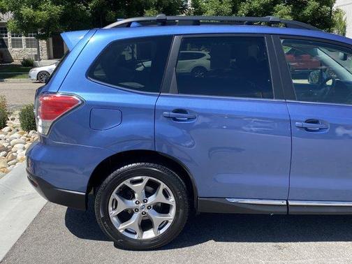 Quartz Blue Pearl 2017 Subaru Forester 2.5i Touring