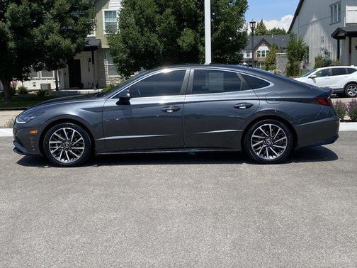 2022 Hyundai SONATA Limited