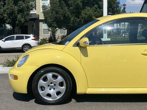 2003 Volkswagen New Beetle GLS
