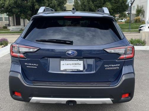 2025 Subaru Outback Touring XT