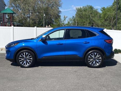 Blue Metallic 2020 Ford Escape Titanium