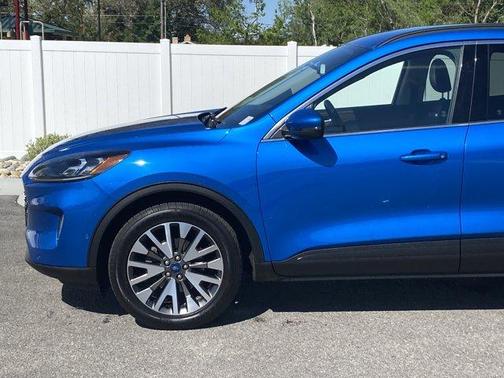 Blue Metallic 2020 Ford Escape Titanium