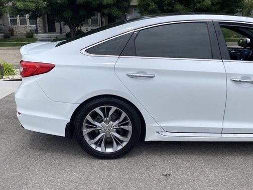Quartz White Pearl 2017 Hyundai SONATA Limited 2.0T
