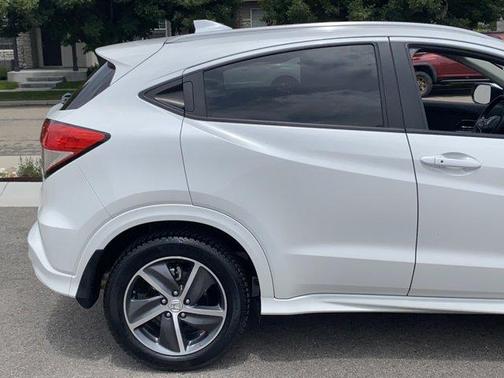 White 2020 Honda HR-V Touring
