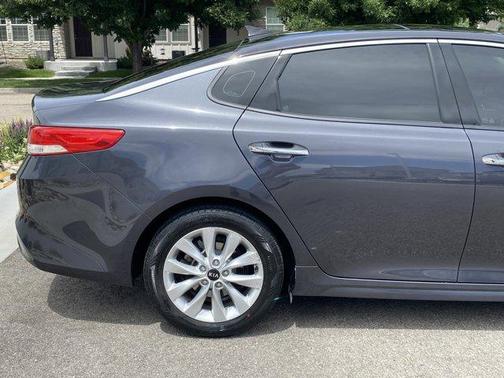 Platinum Graphite 2017 Kia Optima EX