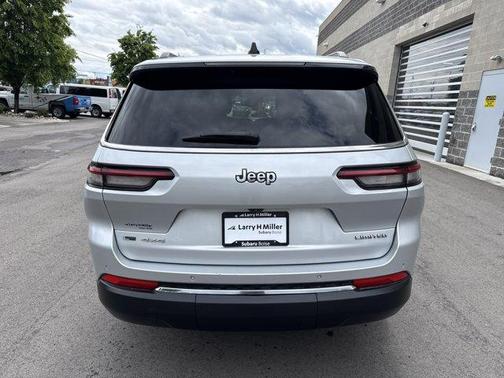 Silver Zynith 2023 Jeep Grand Cherokee L Limited