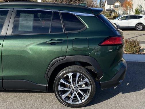 2022 Toyota Corolla Cross XLE