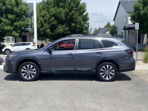 Magnetite Gray Metallic 2025 Subaru Outback Limited