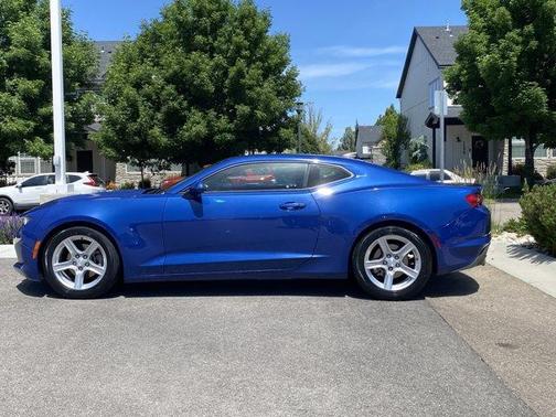 Riverside Blue Metallic 2021 Chevrolet Camaro 1LT