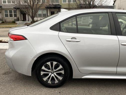 2021 Toyota Corolla Hybrid LE