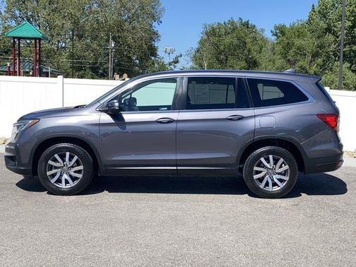 Modern Steel Metallic 2019 Honda Pilot EX