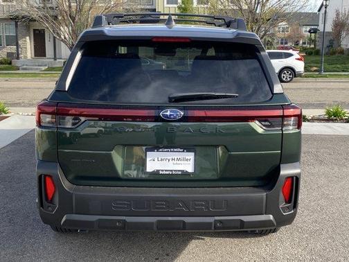 Deep Emerald Green 2026 Subaru Outback Limited XT