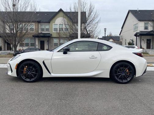 2025 Subaru BRZ TS