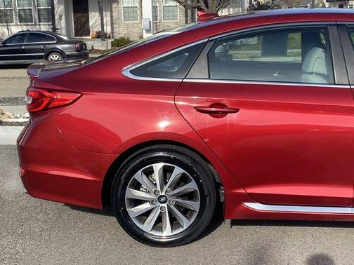 2015 Hyundai SONATA Sport