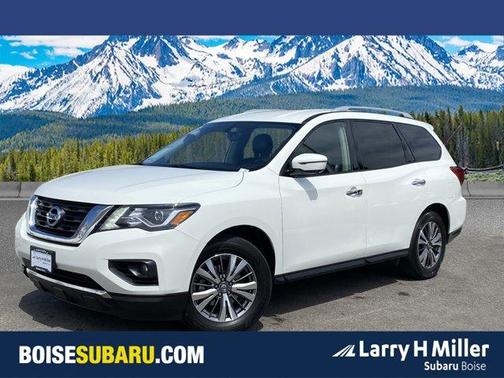 2019 Nissan Pathfinder SL
