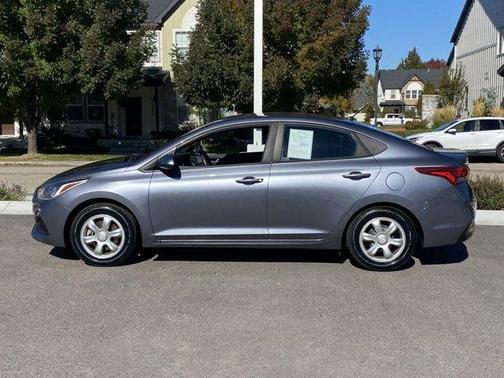 2019 Hyundai Accent SE