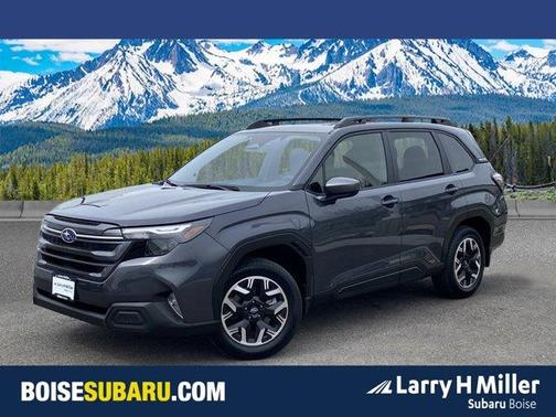 Magnetite Gray Metallic 2025 Subaru Forester Premium