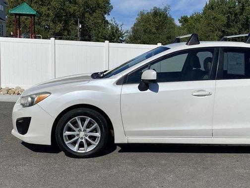 2014 Subaru Impreza 2.0i Premium