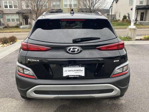 2022 Hyundai KONA SEL