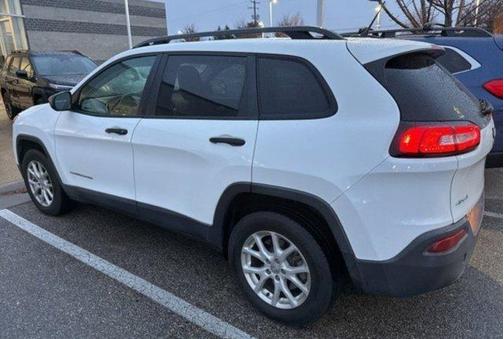 2017 Jeep Cherokee Sport