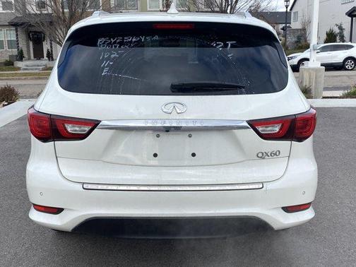 2017 INFINITI QX60 Base