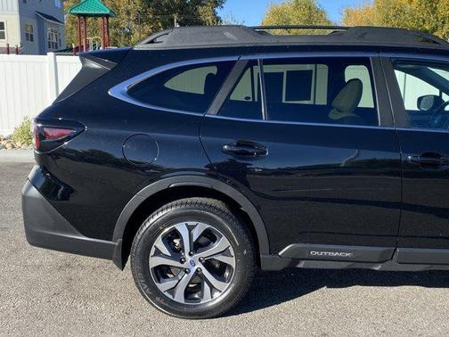 2022 Subaru Outback Limited XT
