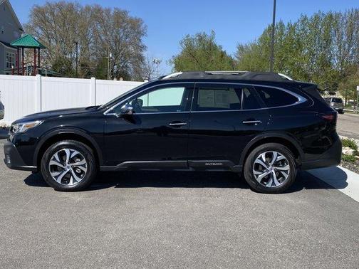 2021 Subaru Outback Touring