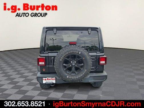 Black Clearcoat 2022 Jeep Wrangler Unlimited Sport