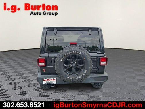 Black Clearcoat 2022 Jeep Wrangler Unlimited Sport